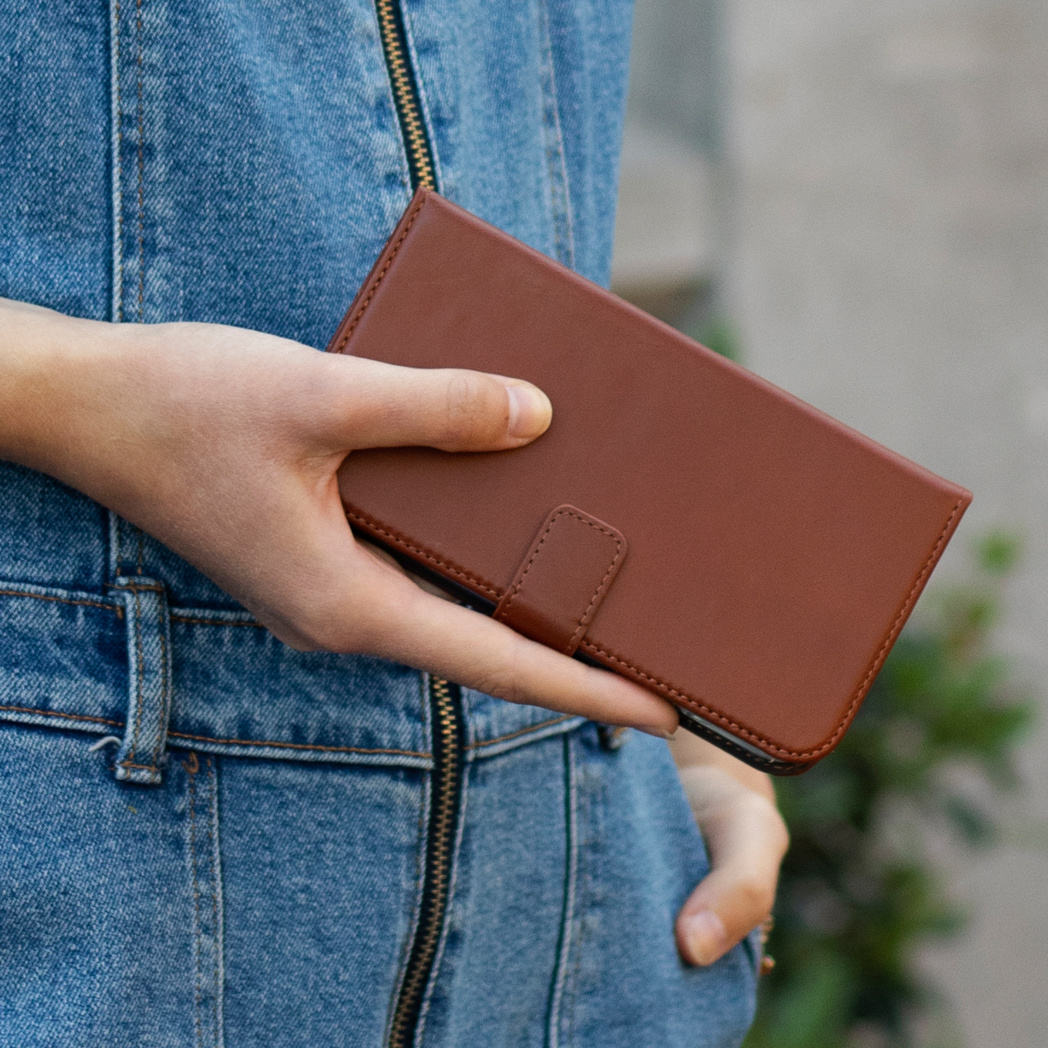 Selencia Echt Lederen Bookcase Apple iPhone Xr - Lichtbruin