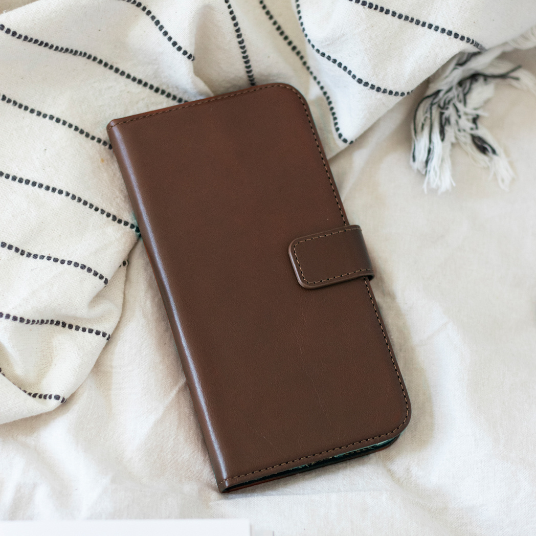 Selencia Echt Lederen Bookcase Apple iPhone 11 - Bruin