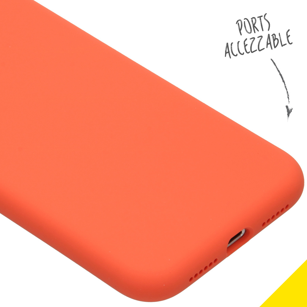 Accezz Liquid Silicone Backcover Apple iPhone 11 - Nectarine
