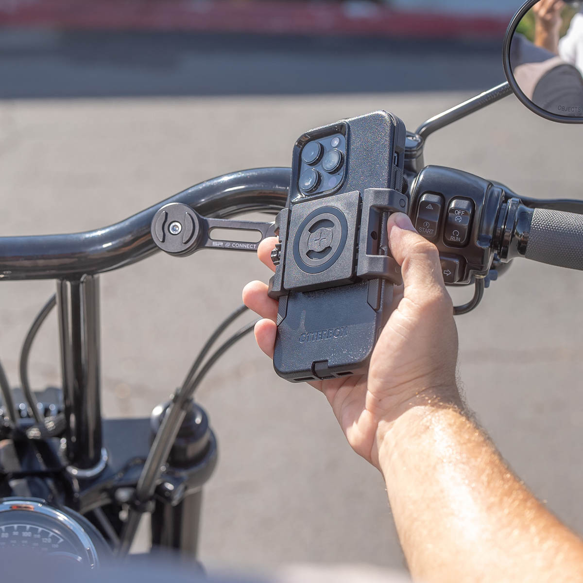 Universal Phone Clamp Max SPC+ - Telefoonhouder fiets - Geschikt SP Connect+ houders - Zwart