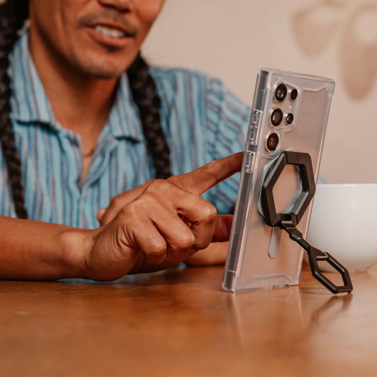 UAG Magnetic Ring Stand - Zwart