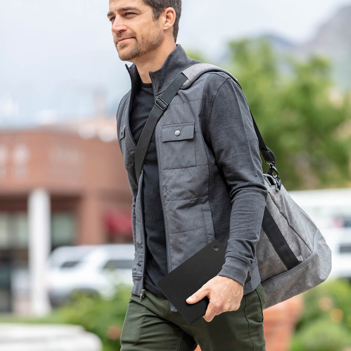 ZAGG Messenger Folio 2 Keyboard Case iPad 11 (2025) 11 inch / iPad 10 (2022) 10.9 inch - Charcoal