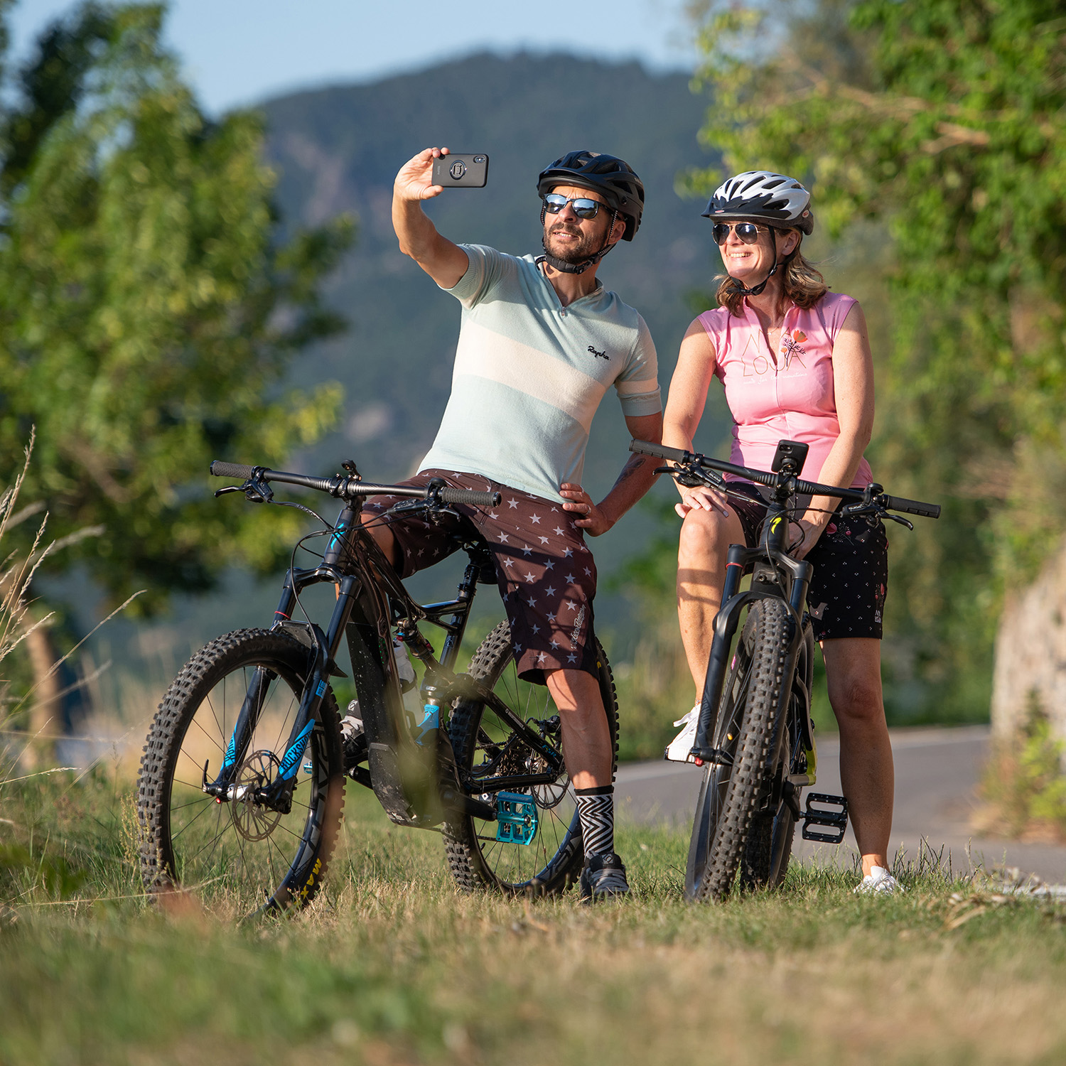 SP Connect Bike Bundle II - Telefoonhouder fiets Apple iPhone 13 Pro Max - Zwart