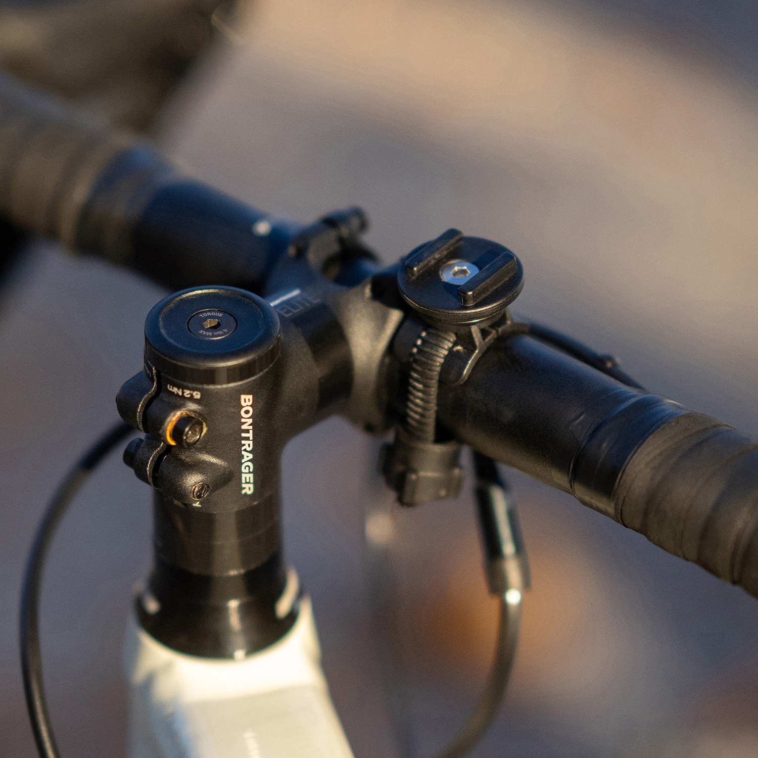 SP Connect Bike Bundle II - Telefoonhouder fiets Apple iPhone 13 Pro Max - Zwart