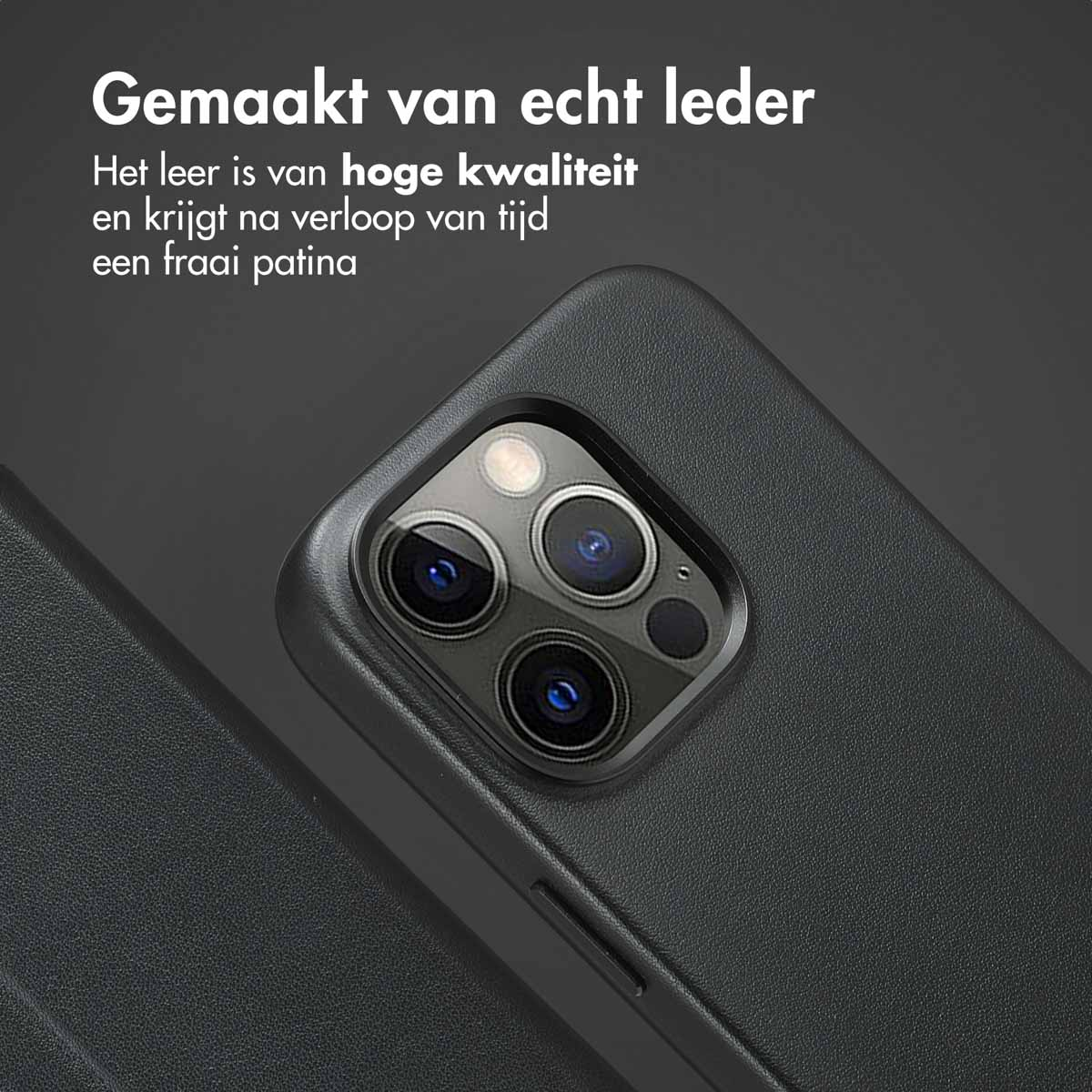 Accezz Leather Bookcase 2-in-1 met MagSafe Apple iPhone 15 Pro - Onyx Black
