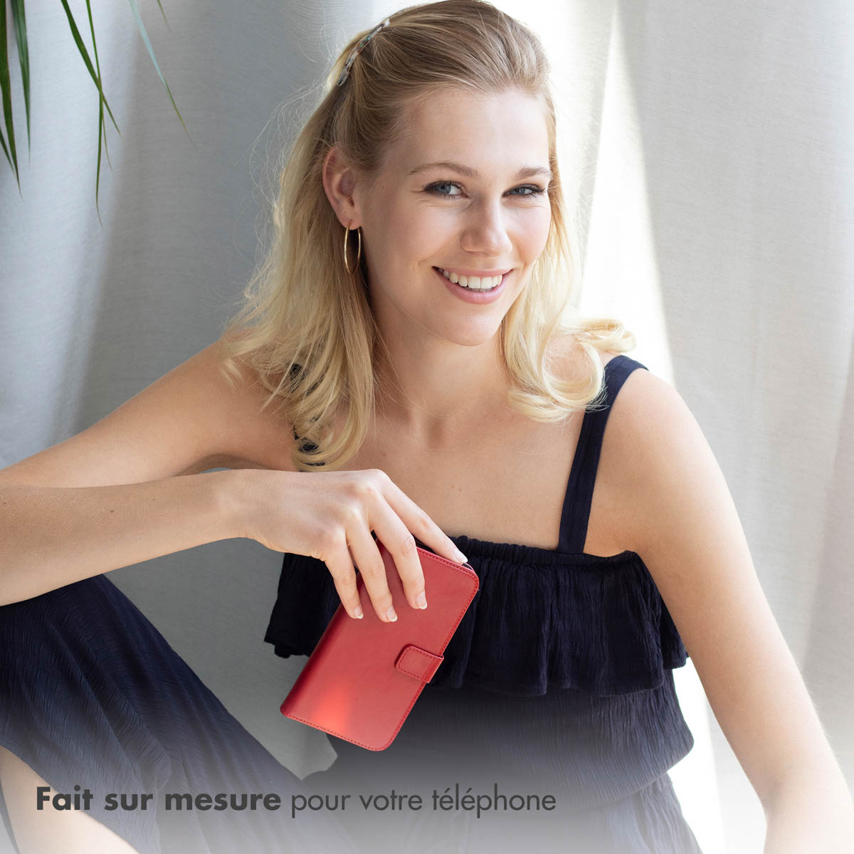 Selencia Echt Lederen Bookcase Apple iPhone 13 - Rood