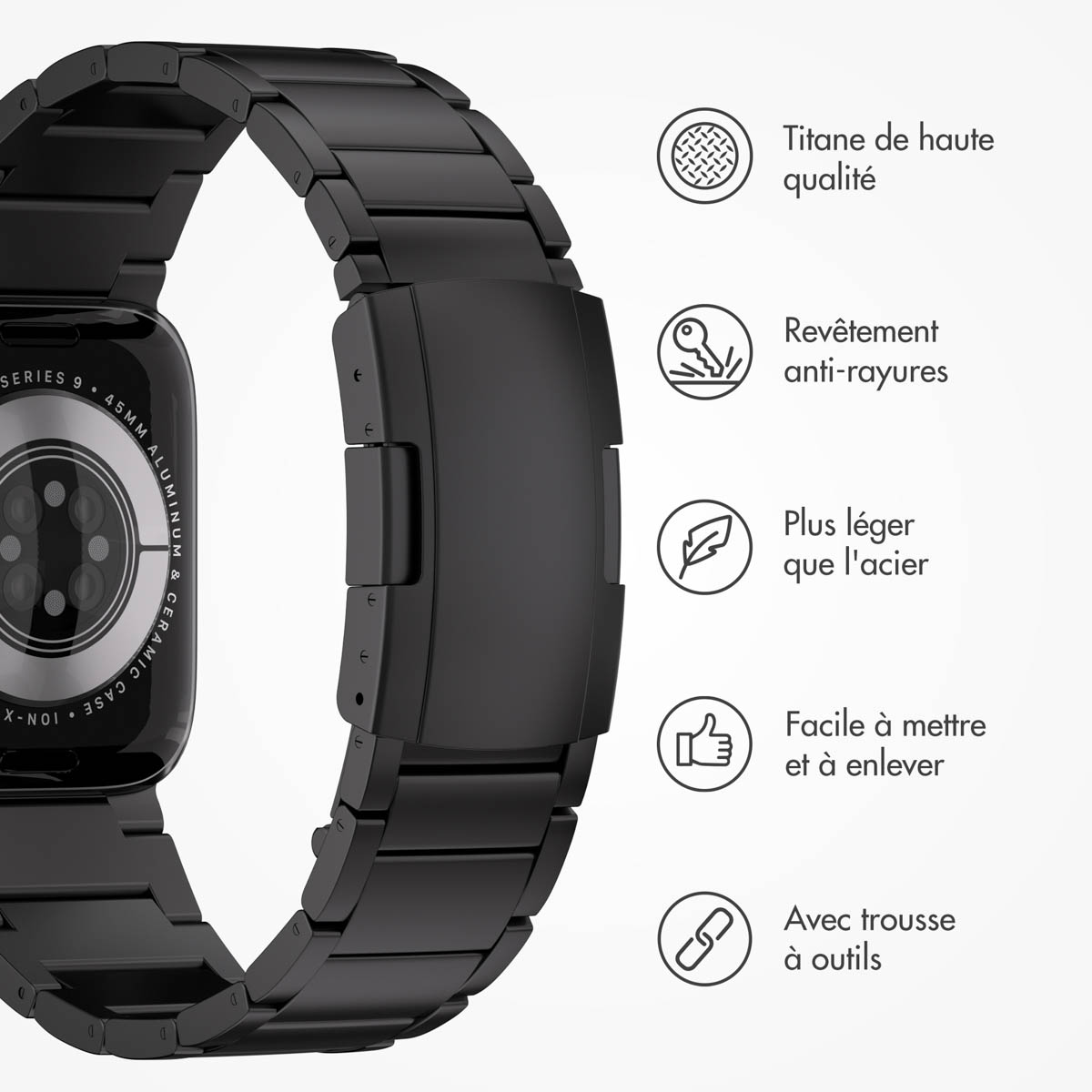 Accezz Mat Titanium bandje Apple Watch Series 1 t/m 9 / SE (38/40/41 mm) | Series 10 (42 mm) - Zwart