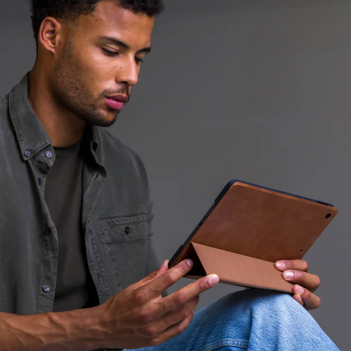 dbramante1928 Risskov Case Apple iPad Pro 11 (2024) M4 - Tan